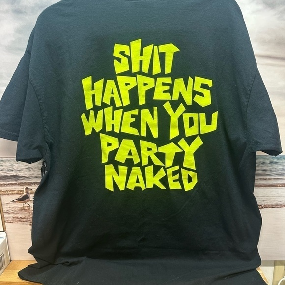 LIFE’S A BEACH SHIRT MENS SIZE LARGE - Picture 2 of 6